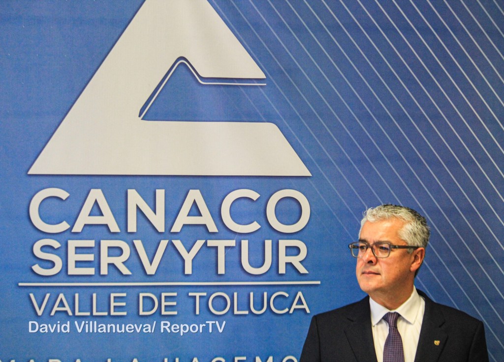 Fernando Reyes Muñoz nuevo presidente de la CANACO SERVyTUR Toluca 2024-2025
