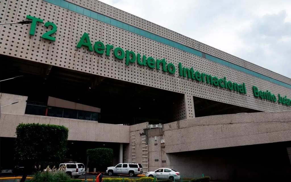 Fallece Pasajero en Terminal 2 del AICM por paro cardíaco